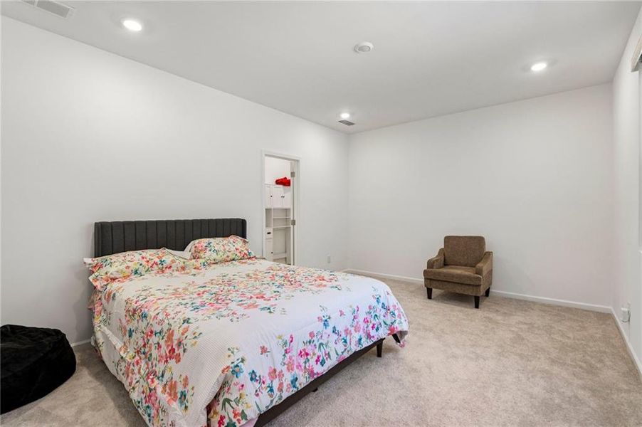 Furnished interior view inside a new home in Windance Lake, Loganville (Image 7).