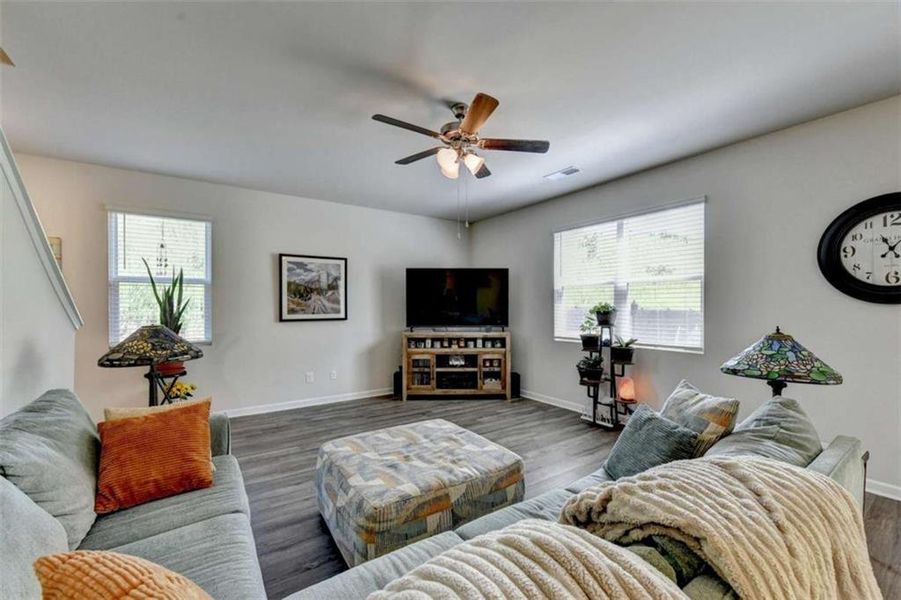 Furnished interior view inside a new home in Twin Lakes, Hoschton (Image 35).