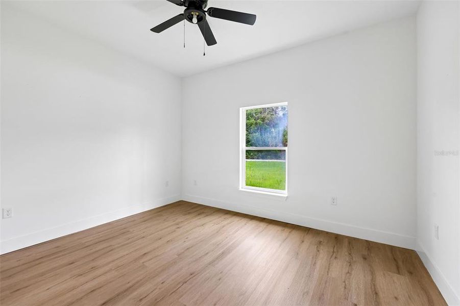 Spacious, unfurnished interior of a new home in , Ocklawaha (Image 23).