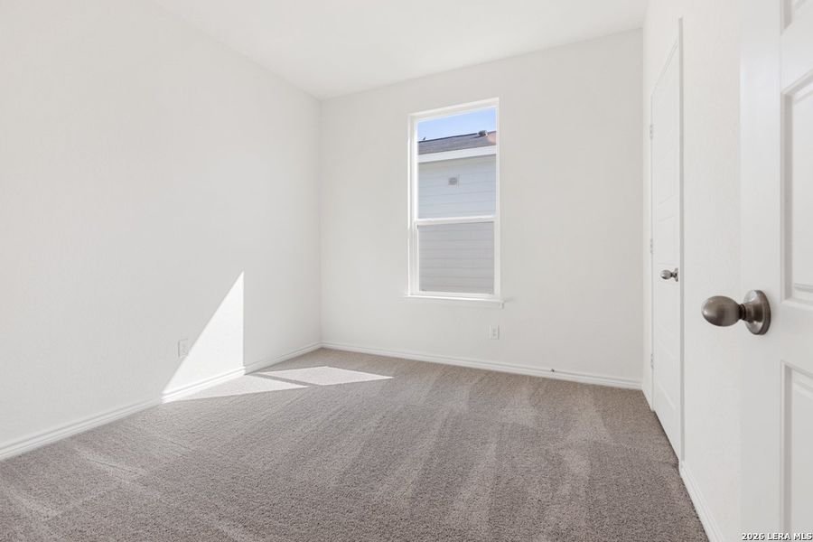 Spacious, unfurnished interior of a new home in Punta Verde, Converse (Image 25).