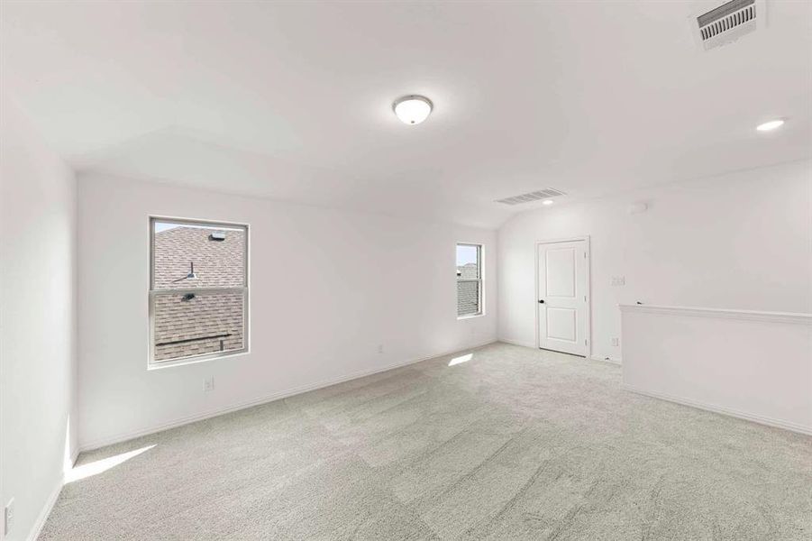 Spacious, unfurnished interior of a new home in Coyote Meadows 50s, Anna (Image 21). Spacious, unfurnished interior of a new home in Coyote Meadows 50s, Anna (Image 21).