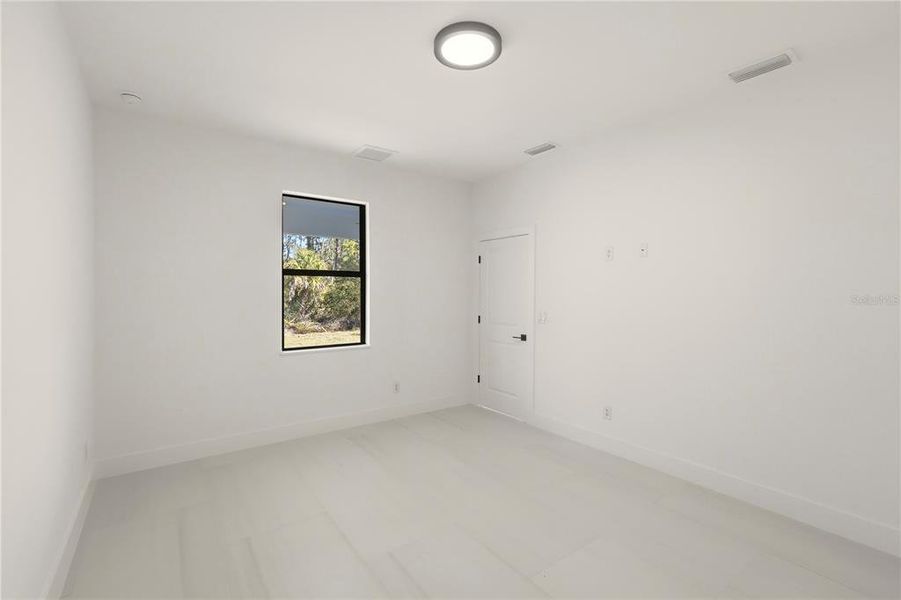 Spacious, unfurnished interior of a new home in , North Port (Image 23).