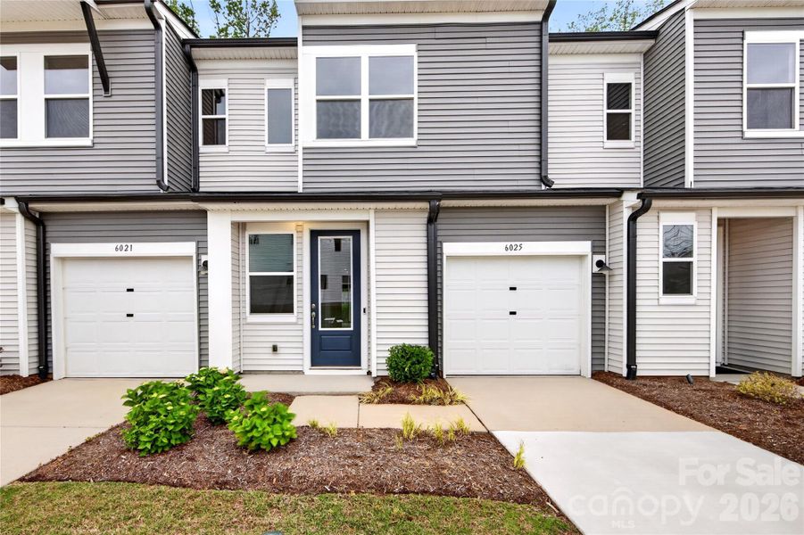 2-Story low maintenance living in Charlotte, NC 2-Story low maintenance living in Charlotte, NC
