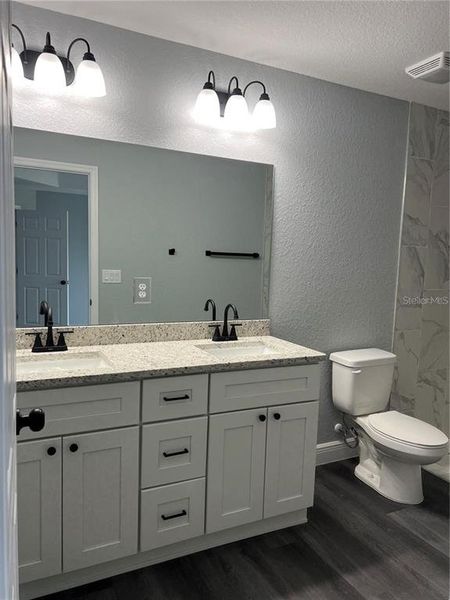 Furnished interior view inside a new home in , Belleview (Image 4).