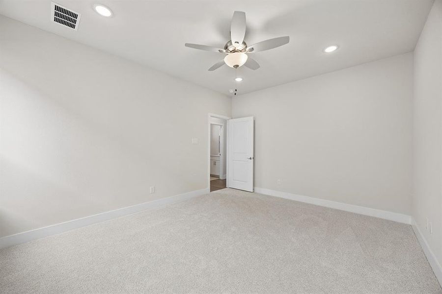 Spacious, unfurnished interior of a new home in Lexington Frisco, Frisco (Image 21).