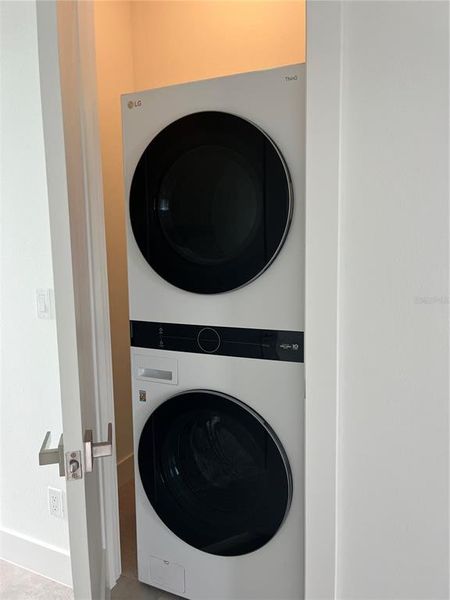 Close-up of interior finishes inside a home in , Sarasota (Image 19).