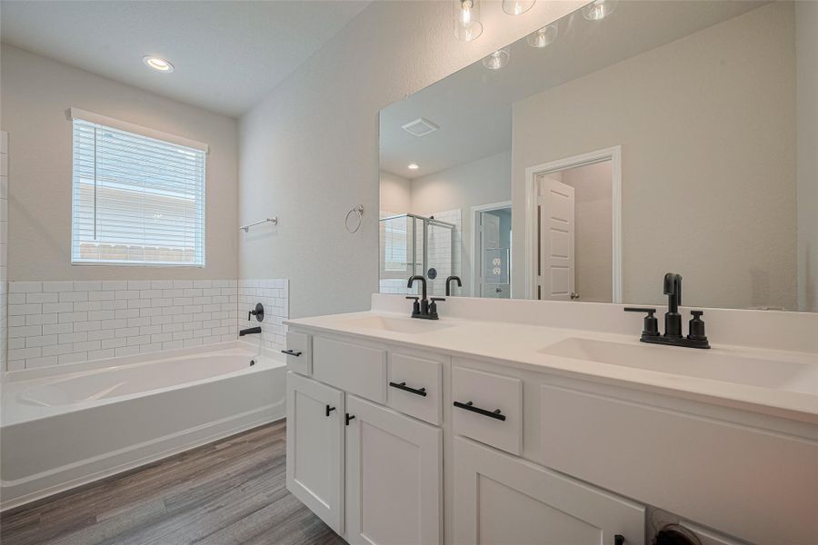 Furnished interior view inside a new home in La Segarra, Brookshire (Image 32). Furnished interior view inside a new home in La Segarra, Brookshire (Image 32).