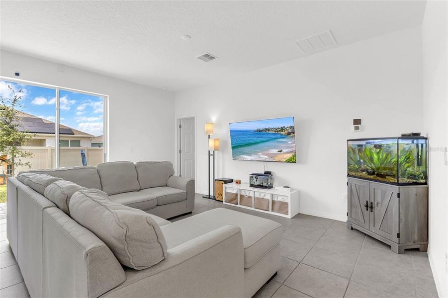 Furnished interior view inside a new home in Tarpon Bay, Haines City (Image 7). Furnished interior view inside a new home in Tarpon Bay, Haines City (Image 7).