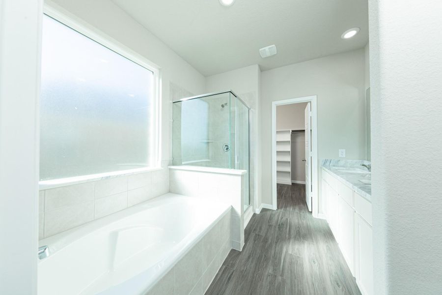 Image 24 of a home in River Ranch.