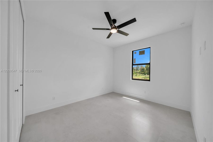 Spacious, unfurnished interior of a new home in , Lehigh Acres (Image 24).