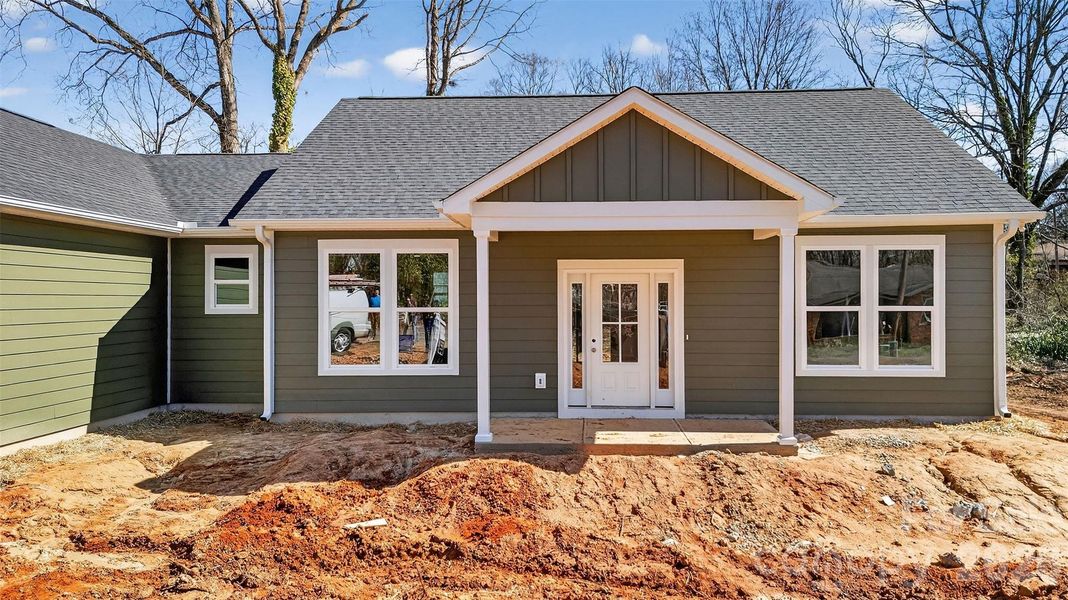 Exterior details and patio area of a home in , Statesville (Image 17).