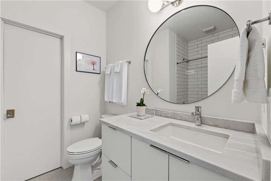 Furnished interior view inside a new home in , Atlanta (Image 78).