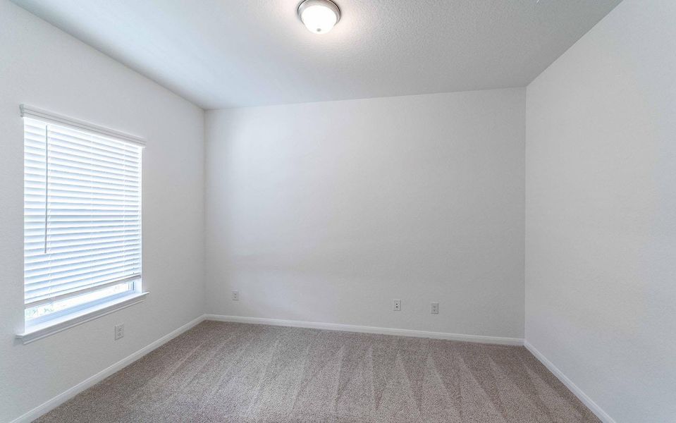 Spacious, unfurnished interior of a new home in Swenson Heights, Seguin (Image 19).