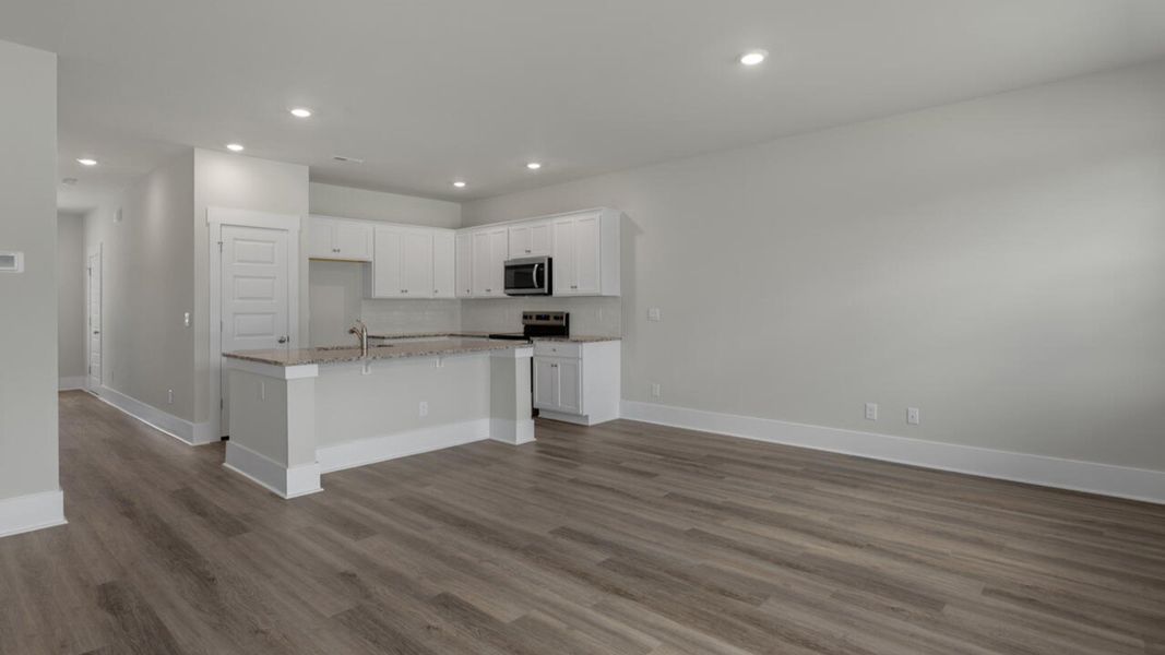 Spacious, unfurnished interior of a new home in Indigo Preserve Townhomes, Leland (Image 17).