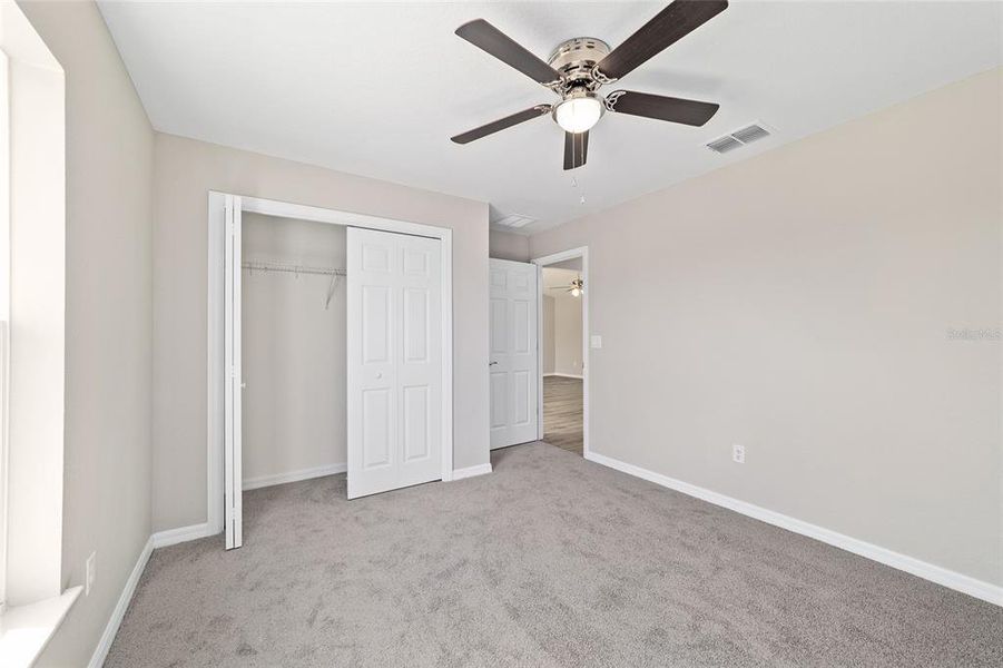 Spacious, unfurnished interior of a new home in , Dunnellon (Image 13).