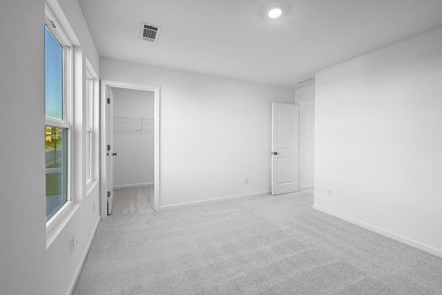 Spacious, unfurnished interior of a new home in Falls Creek, Flowery Branch (Image 21). Spacious, unfurnished interior of a new home in Falls Creek, Flowery Branch (Image 21).