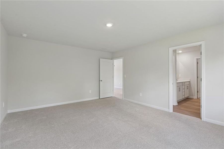 Spacious, unfurnished interior of a new home in Manning Mill, Adairsville (Image 46). Spacious, unfurnished interior of a new home in Manning Mill, Adairsville (Image 46).