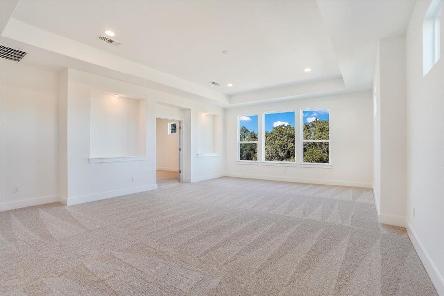 Spacious, unfurnished interior of a new home in Leander Estates, Leander (Image 32).