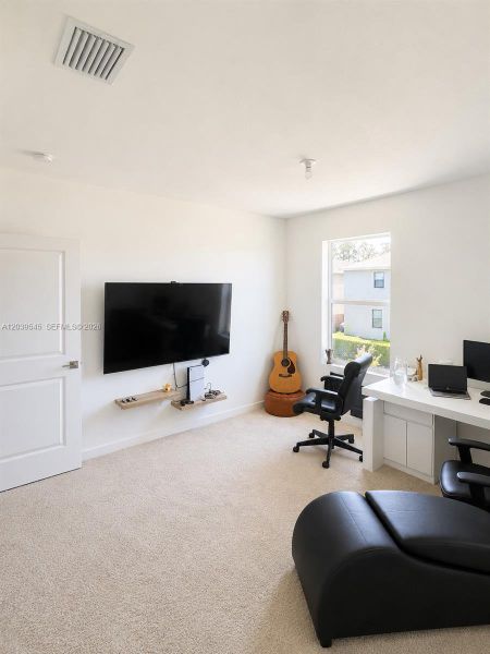 Furnished interior view inside a new home in , Homestead (Image 15).