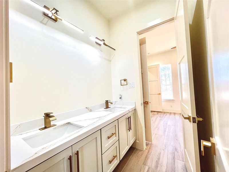 Furnished interior view inside a new home in , Dayton (Image 8).