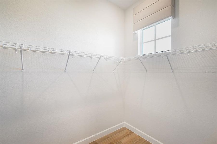 Spacious, unfurnished interior of a new home in Calusa Country Club, Lakewood Ranch (Image 19).