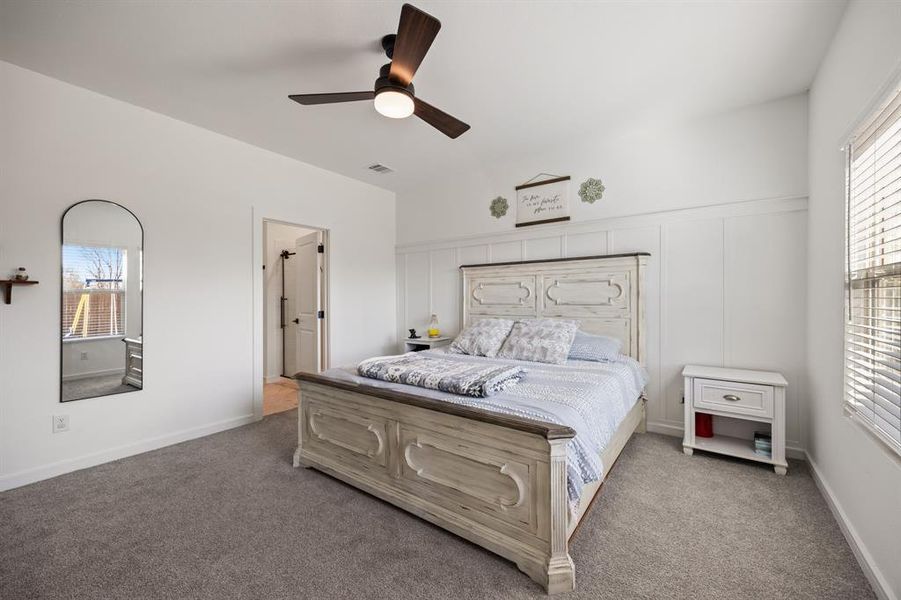 Furnished interior view inside a new home in Rolling Ridge, Van Alstyne (Image 12).