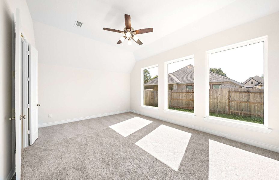 Representative unfurnished interior of a home built from the 3030AU by Ravenna Homes in Audubon 60′, Magnolia (Image 34).
