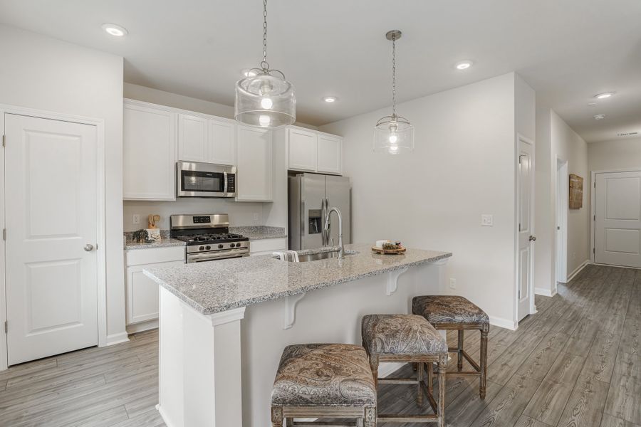 Representative furnished interior of a home built from the Adger by Hurricane Builders in Amber Hill, West Columbia (Image 10).