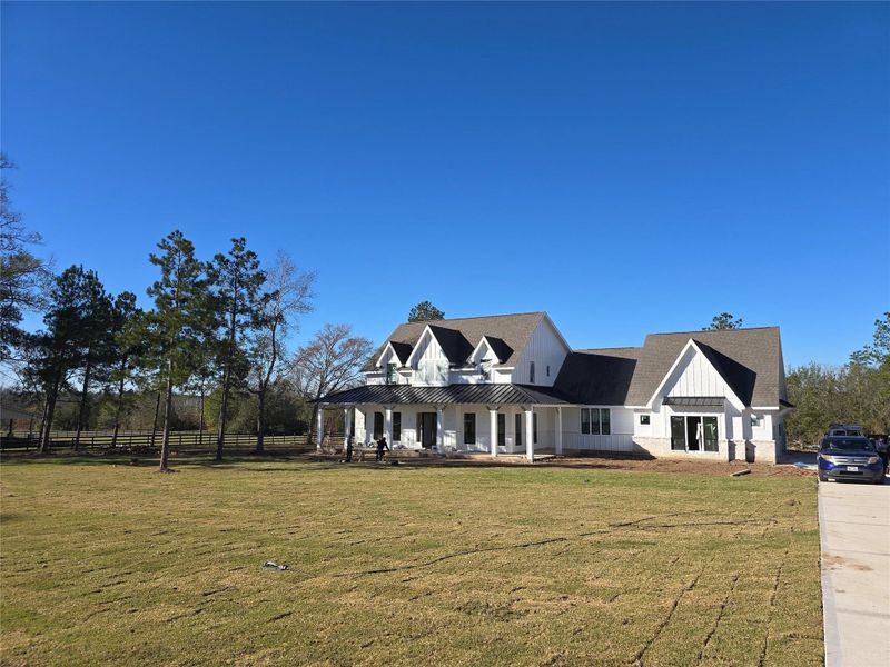 Welcome to 15408 - 4 bed with 4.5 bath, office or game room, two story home with 3 -4 car garage, separate dining room with butlers pantry to kitchen, walk in pantry, covered back patio.