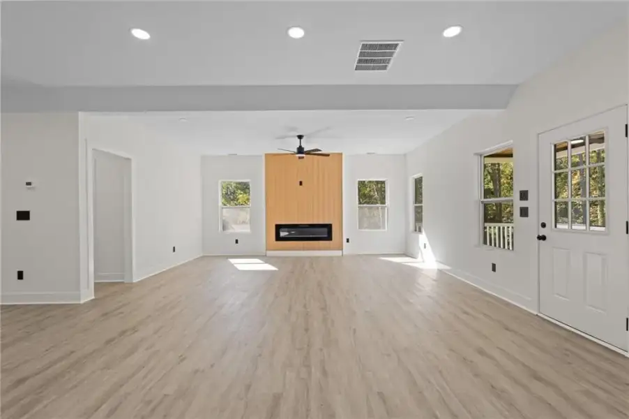 Spacious, unfurnished interior of a new home in , McDonough (Image 24).