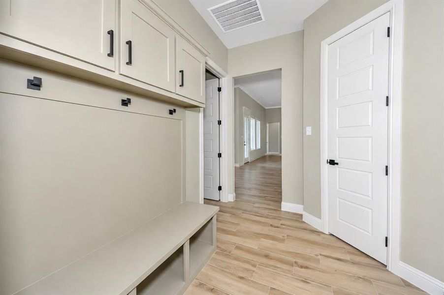 Spacious, unfurnished interior of a new home in , Poolville (Image 34).