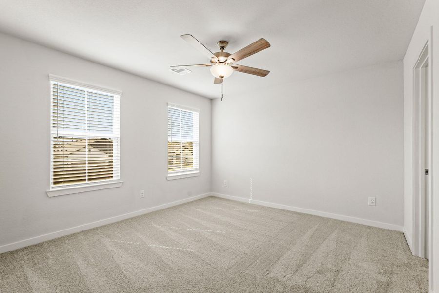 Spacious, unfurnished interior of a new home in Reveille Estates, Bryan (Image 17).