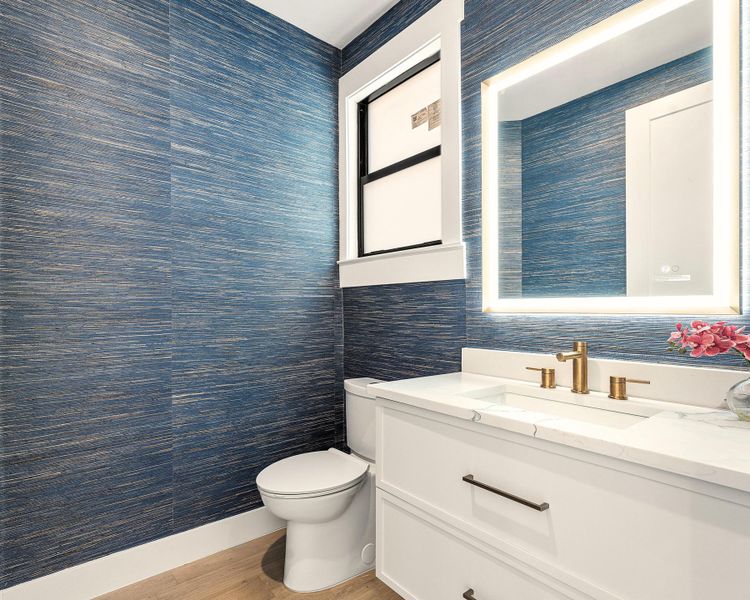 Half Bath/Cabana Bath