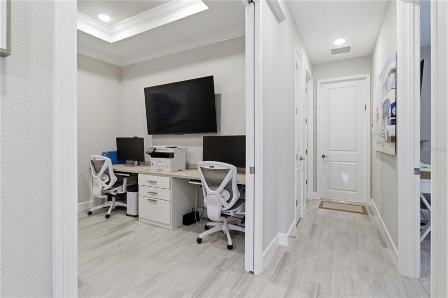Furnished interior view inside a new home in , Bradenton (Image 19).