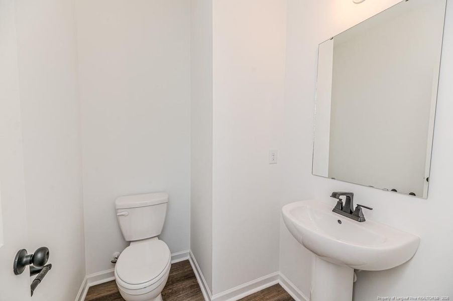 Half Bath - Mn Lvl