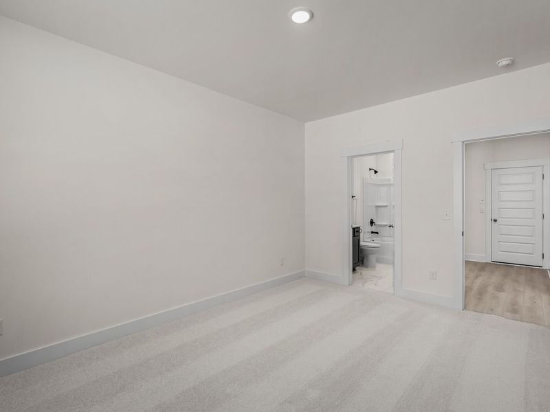 Spacious, unfurnished interior of a new home in Woods Crossing, Gallatin (Image 47). Spacious, unfurnished interior of a new home in Woods Crossing, Gallatin (Image 47).