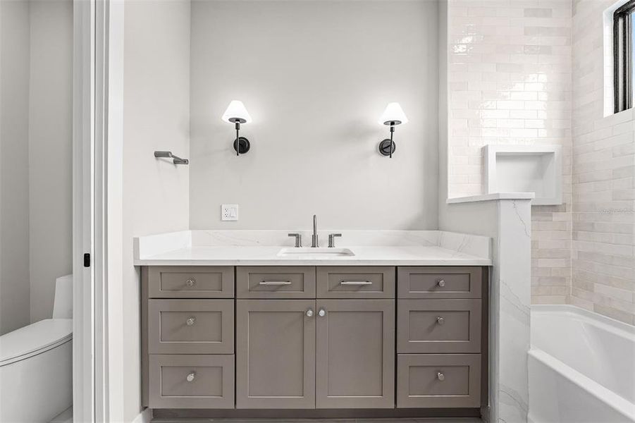 Furnished interior view inside a new home in , Orlando (Image 9).