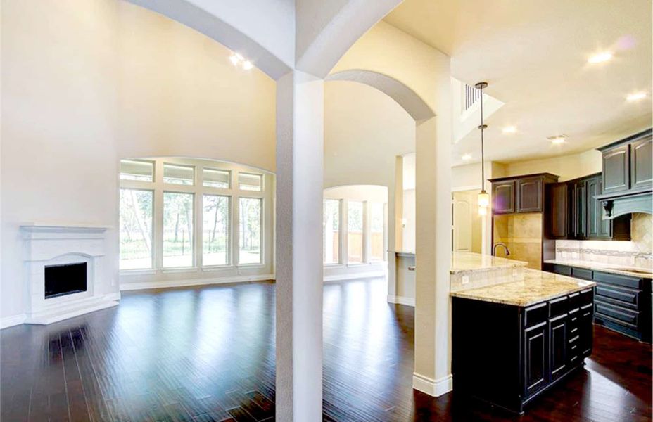 Representative unfurnished interior of a home built from the 4198 by Ravenna Homes in The Woodlands Hills 65′, Willis (Image 21).