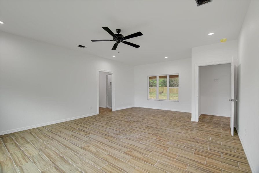 Spacious, unfurnished interior of a new home in , Dayton (Image 16). Spacious, unfurnished interior of a new home in , Dayton (Image 16).