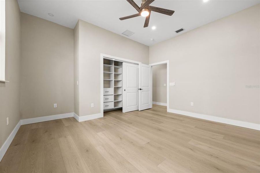 Spacious, unfurnished interior of a new home in , Sarasota (Image 22). Spacious, unfurnished interior of a new home in , Sarasota (Image 22).