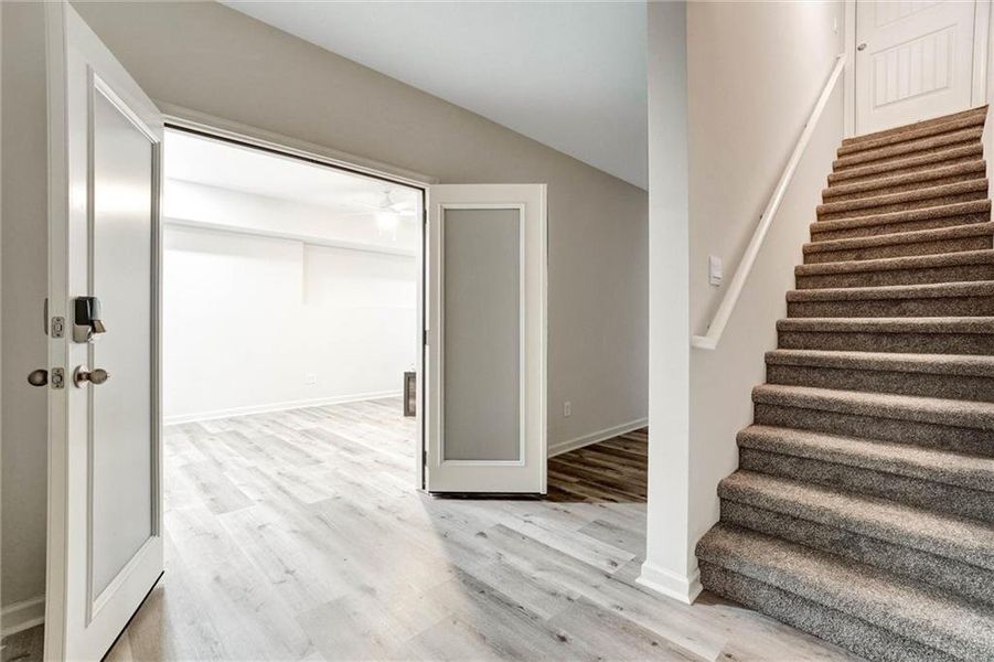 Spacious, unfurnished interior of a new home in Thompson Ridge, Dallas (Image 66). Spacious, unfurnished interior of a new home in Thompson Ridge, Dallas (Image 66).