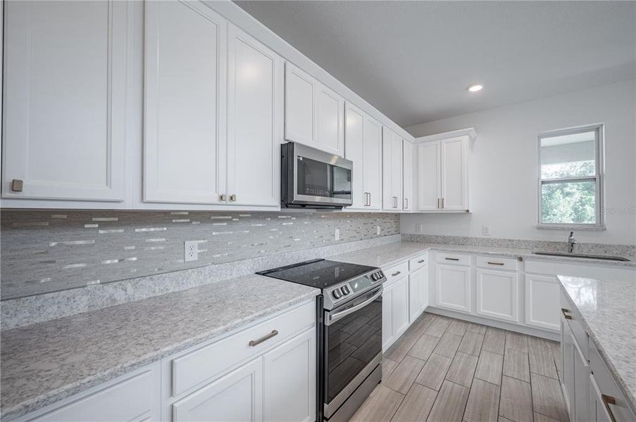 Spacious, unfurnished interior of a new home in , Orlando (Image 17). Spacious, unfurnished interior of a new home in , Orlando (Image 17).