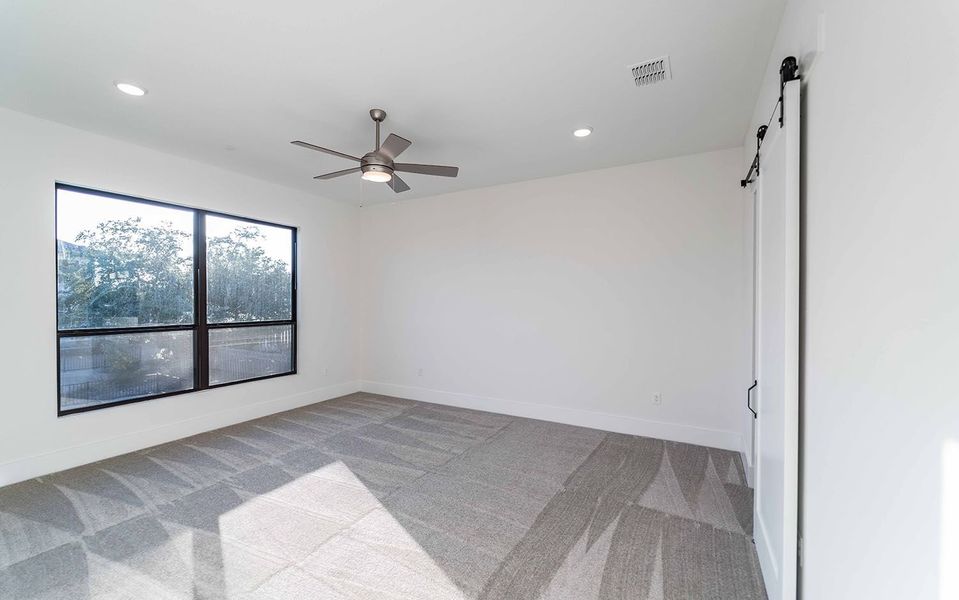 Spacious, unfurnished interior of a new home in Preserve at Lakeway, Austin (Image 19).