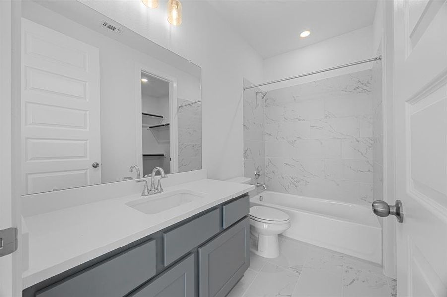 Representative image. Features, specifications, selections and colors may vary. Representative image. Features, specifications, selections and colors may vary.