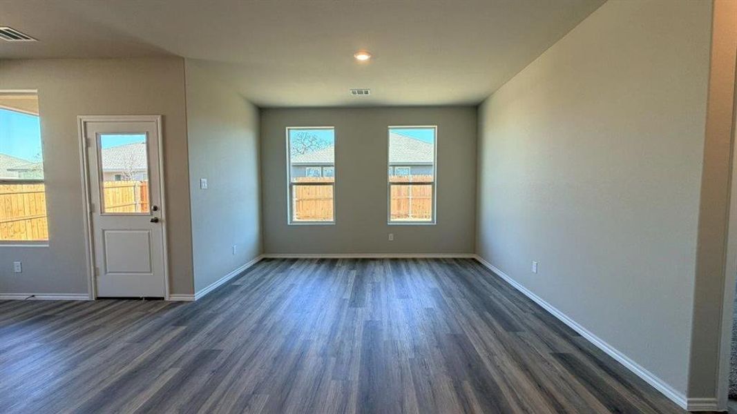 Spacious, unfurnished interior of a new home in Lankford Farms, Cleburne (Image 12). Spacious, unfurnished interior of a new home in Lankford Farms, Cleburne (Image 12).