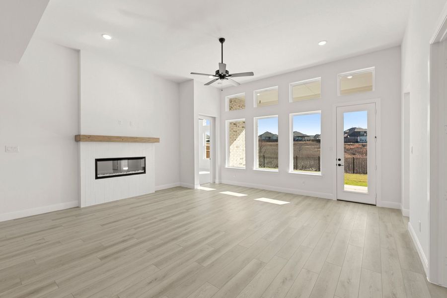 Spacious, unfurnished interior of a new home in Devonshire, Forney (Image 26).