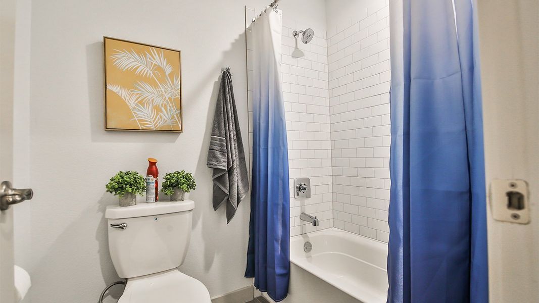 Representative furnished interior of a home built from the The Holden by D.R. Horton in Abbey Glen, Lubbock (Image 12). Representative furnished interior of a home built from the The Holden by D.R. Horton in Abbey Glen, Lubbock (Image 12).