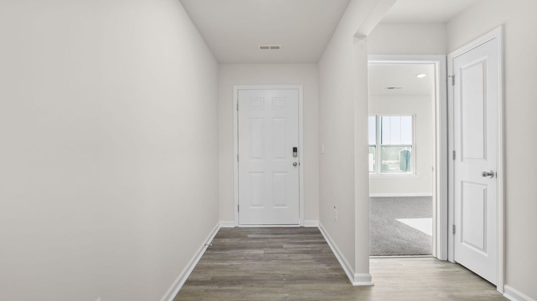 Spacious, unfurnished interior of a new home in Bentley Park, Greenwood (Image 12). Spacious, unfurnished interior of a new home in Bentley Park, Greenwood (Image 12).