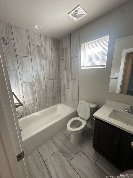 Furnished interior view inside a new home in , San Antonio (Image 8).