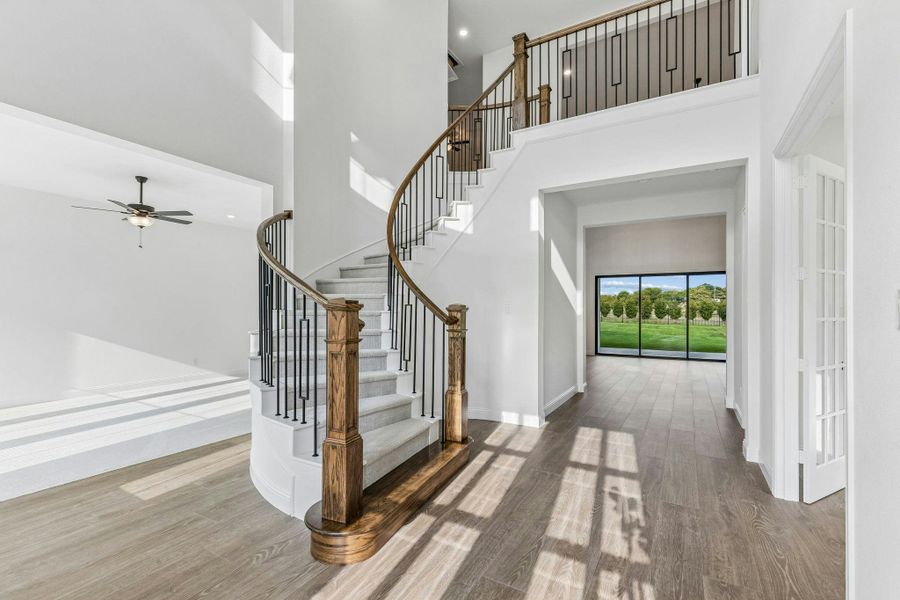 Representative unfurnished interior of a home built from the Hancock by Kindred Homes in Oak Creek Ranch, Waxahachie (Image 17).